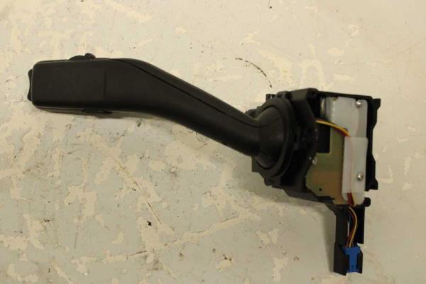 COMMODO VOLANT VW - Vue 2